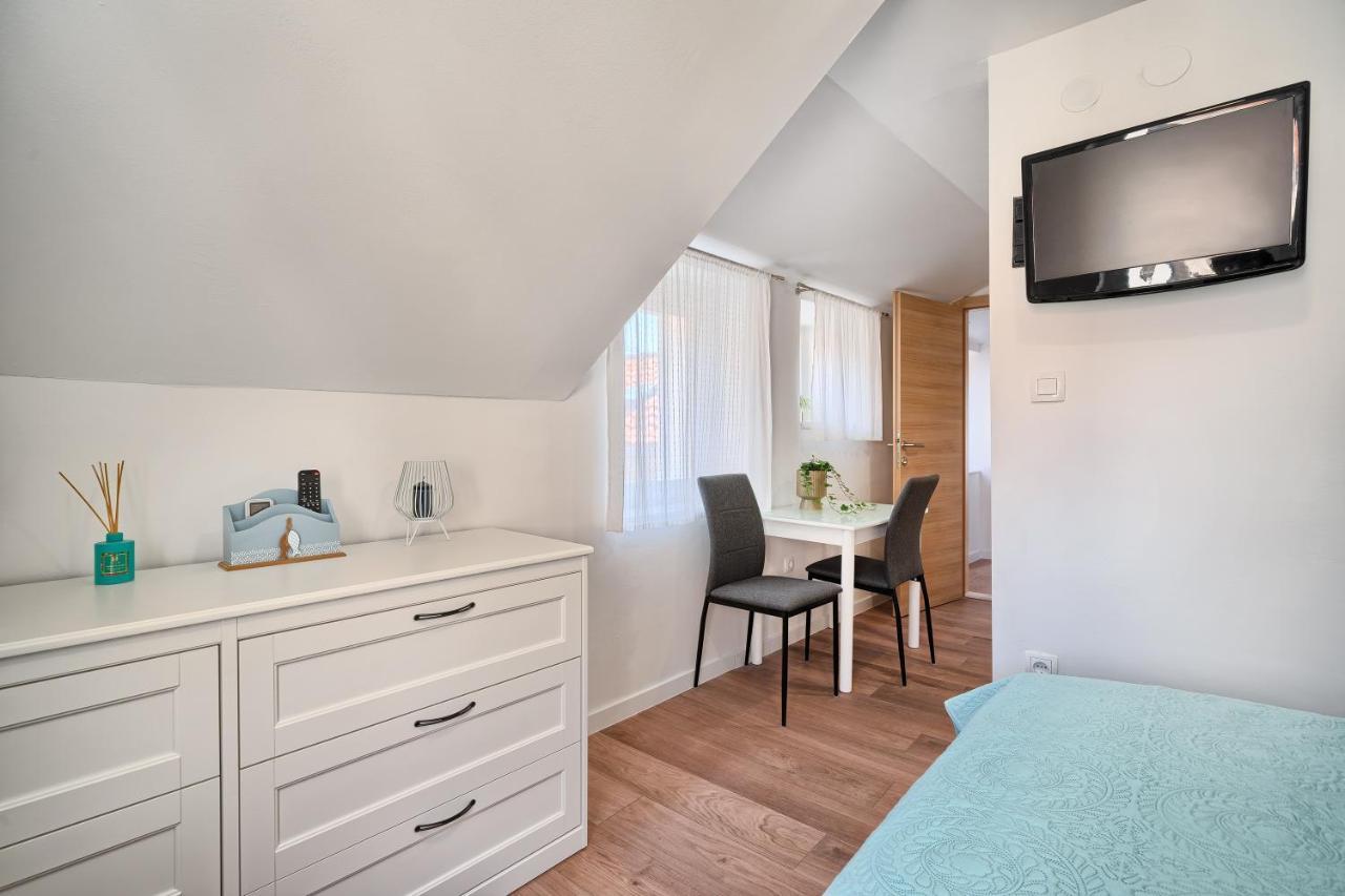 Loft Rooms Split Zewnętrze zdjęcie