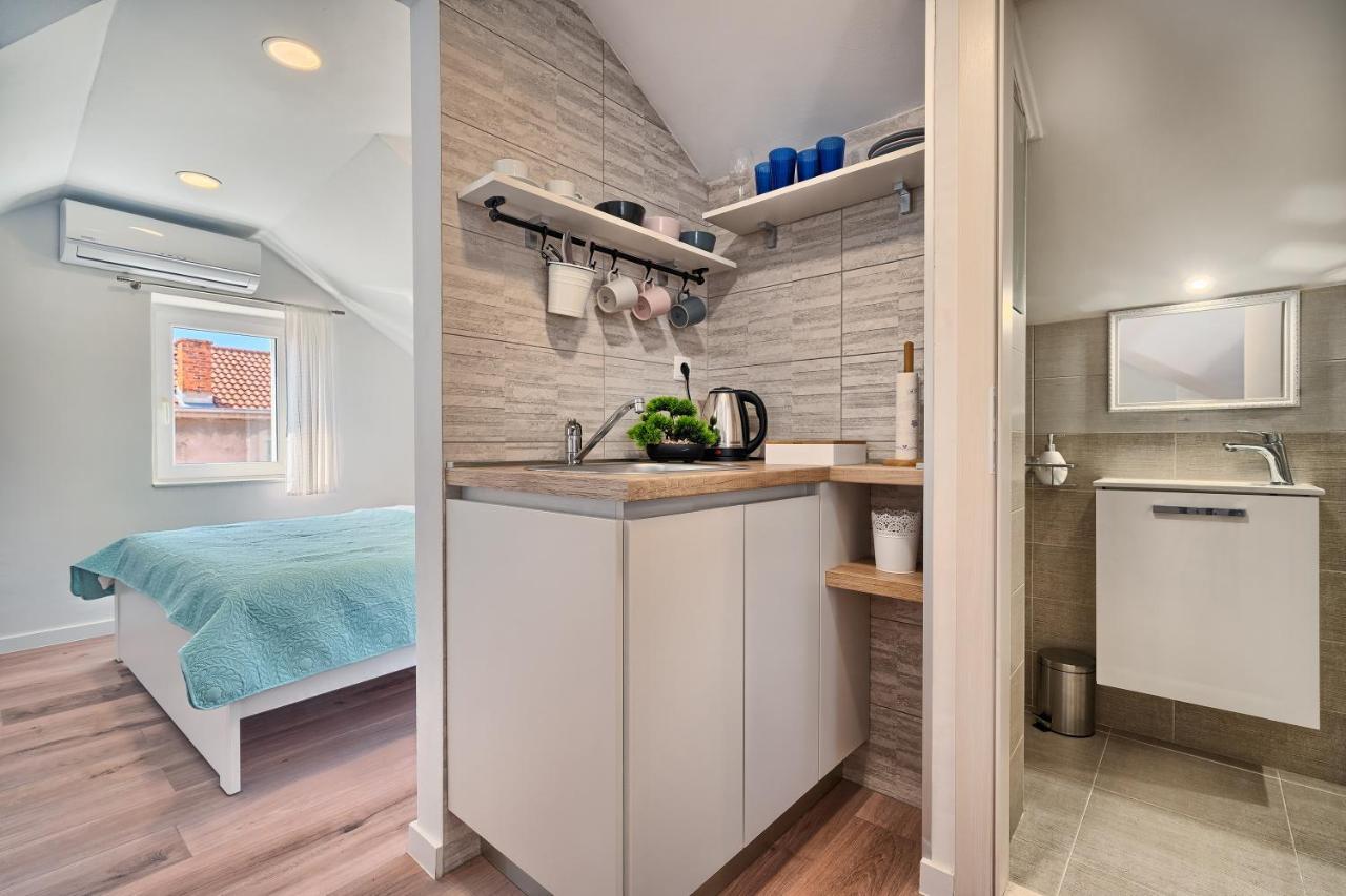 Loft Rooms Split Zewnętrze zdjęcie