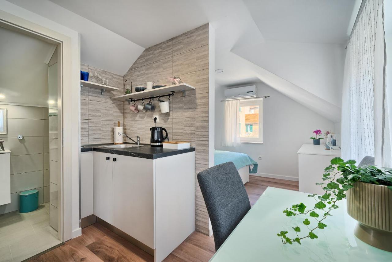 Loft Rooms Split Zewnętrze zdjęcie